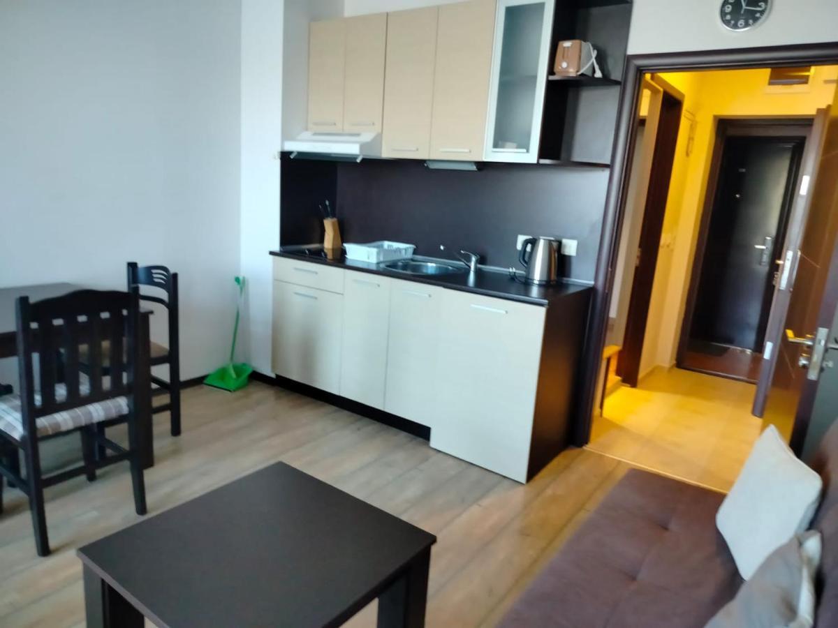 Alpine Lodge Bansko Apartments Экстерьер фото